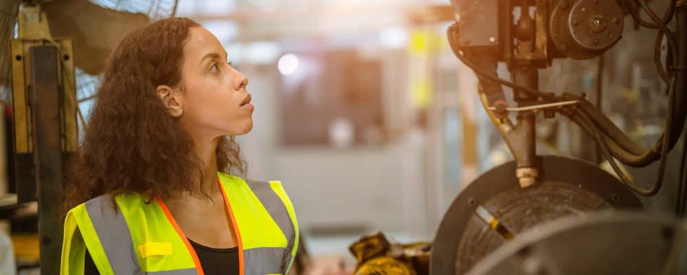 Como o ciclo de operação influencia a escolha da válvula industrial
